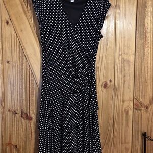 Elle Black and White Midi Dress